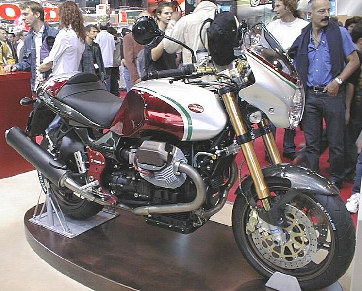 BMW und Moto Guzzi: Moto Guzzi mit V-Motor