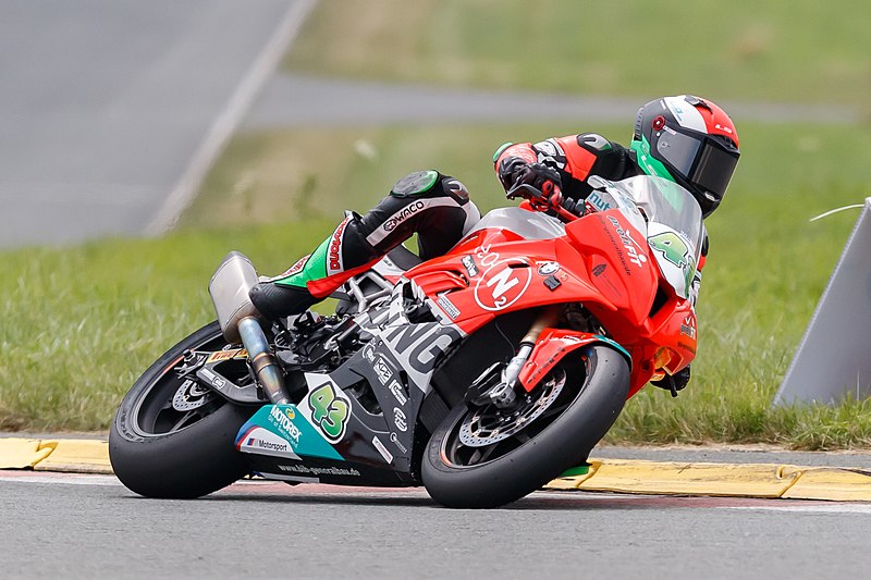 Moderne Straßenmaschine, Supersportler, Rennmaschine